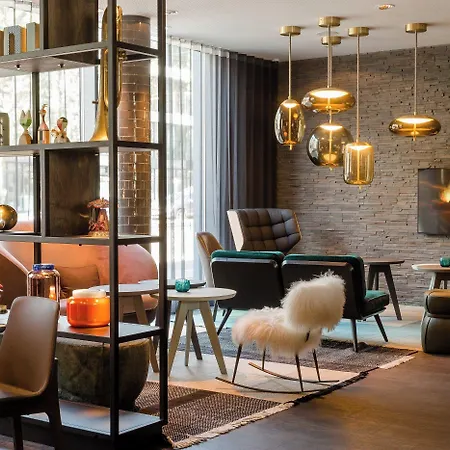 Motel One München-Westend-2