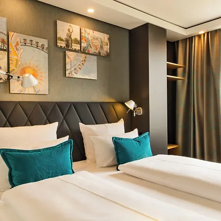 Motel One München-Westend-3
